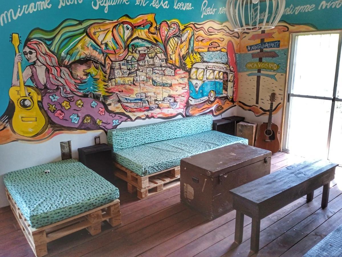 Casa Copada Vandrarhem Punta Del Diablo Exteriör bild